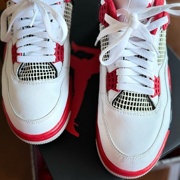 Air Jordan 4 Retro with BOX - Picture 3 of 13